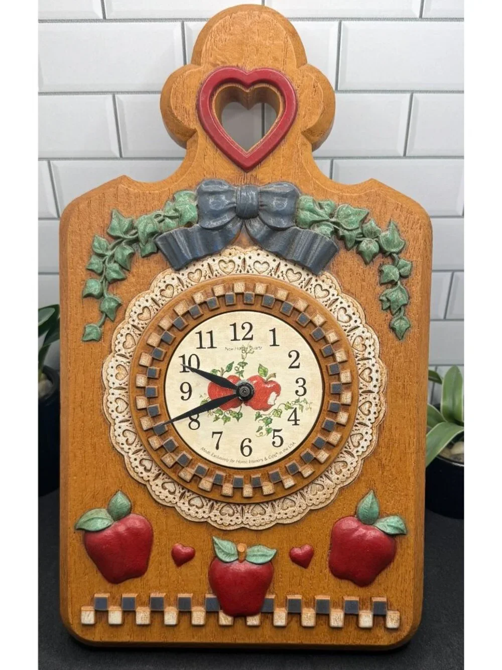 Vintage Home Interiors Apple Wall Clock With Heart & Bow Design